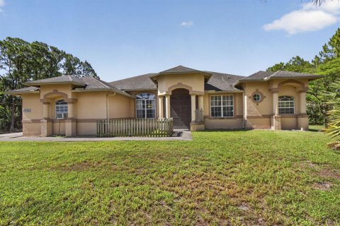 House in Loxahatchee Groves, Florida 5 bedrooms, 303.33 sq.m. № 2191056 - photo 4