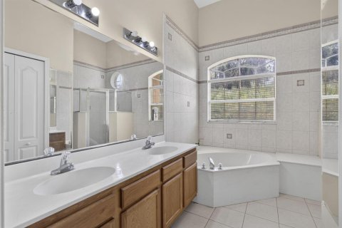 House in Loxahatchee Groves, Florida 5 bedrooms, 303.33 sq.m. № 2191056 - photo 29