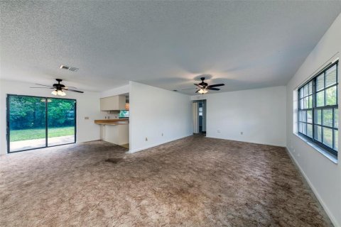 Casa en venta en Deltona, Florida, 3 dormitorios, 130.25 m2 № 1852797 - foto 7