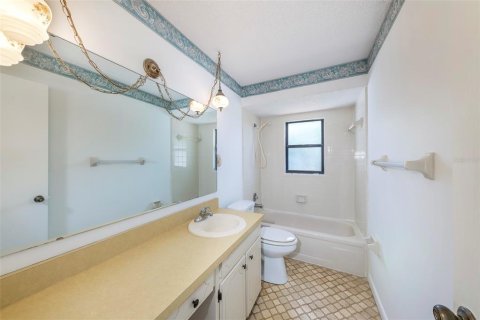 Casa en venta en Deltona, Florida, 3 dormitorios, 130.25 m2 № 1852797 - foto 14