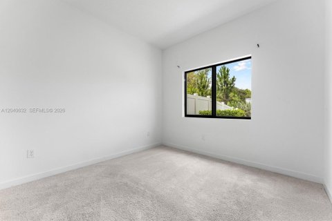 Townhouse in Lake Worth, Florida 4 bedrooms, 150.97 sq.m. № 2083595 - photo 23