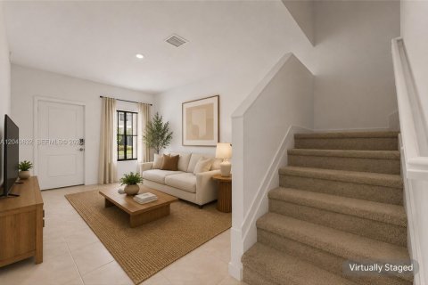 Townhouse in Lake Worth, Florida 4 bedrooms, 150.97 sq.m. № 2083595 - photo 11