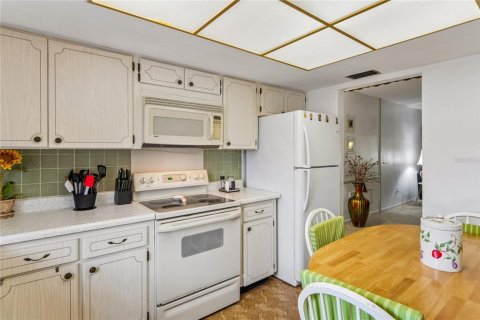 Купить виллу или дом в Клируотер, Флорида 6 комнат, 141.86м2, № 2123454 - фото 6