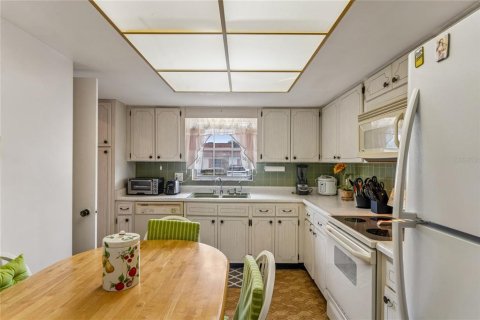 Купить виллу или дом в Клируотер, Флорида 6 комнат, 141.86м2, № 2123454 - фото 7