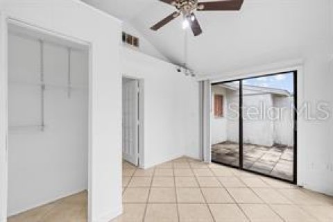 Duplex à vendre à Clearwater, Floride: 3 chambres, 137.68 m2 № 2203427 - photo 19