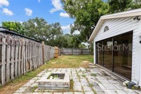 Duplex à vendre à Clearwater, Floride: 3 chambres, 137.68 m2 № 2203427 - photo 12