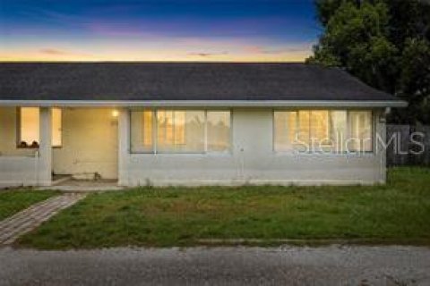 Duplex à vendre à Clearwater, Floride: 3 chambres, 137.68 m2 № 2203427 - photo 2