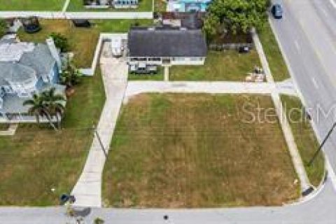 Duplex à vendre à Clearwater, Floride: 3 chambres, 137.68 m2 № 2203427 - photo 6