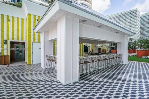 Condo in Miami, Florida, 1 bedroom  № 1959743 - photo 4