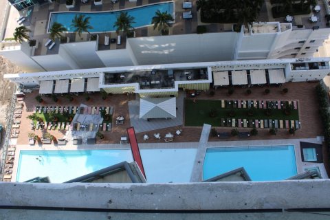 Condo in Miami, Florida, 1 bedroom  № 1959743 - photo 5