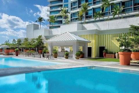 Condo in Miami, Florida, 1 bedroom  № 1959743 - photo 3