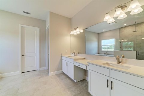 House in Sarasota, Florida 3 bedrooms, 256.04 sq.m. № 2202269 - photo 7