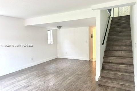 Condo in Miami, Florida, 2 bedrooms  № 1888869 - photo 7