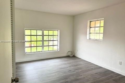 Condo in Miami, Florida, 2 bedrooms  № 1888869 - photo 10