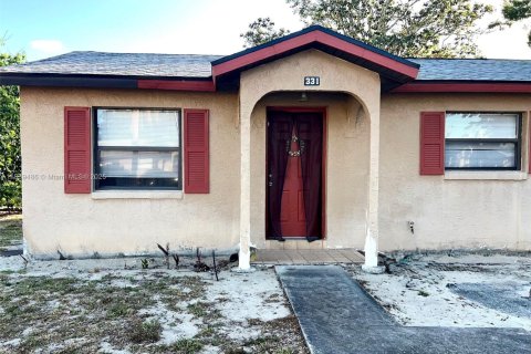 House in Sebring, Florida 2 bedrooms № 1828231 - photo 1