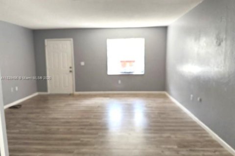 House in Sebring, Florida 2 bedrooms № 1828231 - photo 9