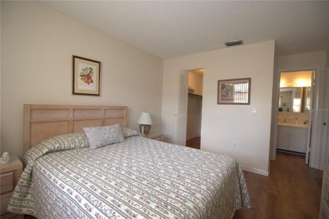 House in Sun City Center, Florida 2 bedrooms, 85.47 sq.m. № 1624489 - photo 14