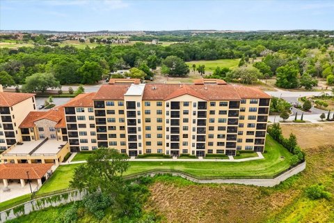Condo in Montverde, Florida, 2 bedrooms  № 2213082 - photo 22