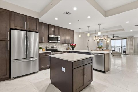 Condo in Montverde, Florida, 2 bedrooms  № 2213082 - photo 4