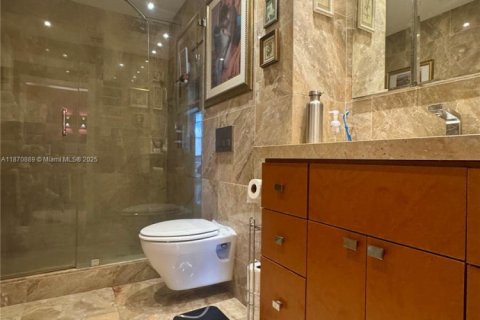 Condo in Aventura, Florida, 4 bedrooms  № 1927906 - photo 23