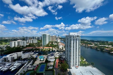 Condo in Aventura, Florida, 4 bedrooms  № 1927906 - photo 1
