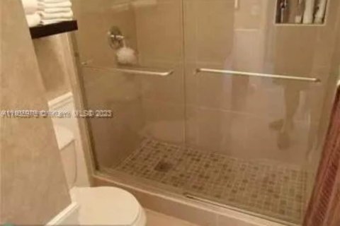 Condominio en venta en Hollywood, Florida, 2 dormitorios, 105.17 m2 № 1942576 - foto 12