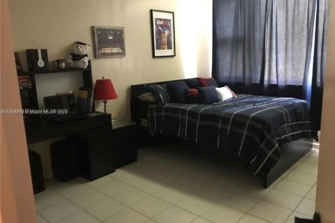 Condominio en venta en Hollywood, Florida, 2 dormitorios, 105.17 m2 № 1942576 - foto 9