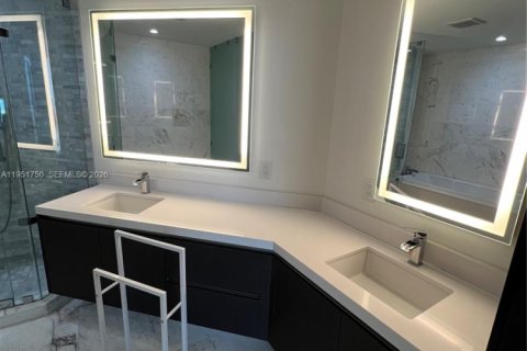 Appartement à louer à Miami, Floride: 1 chambre, 108.97 m2 № 2006271 - photo 7