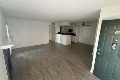 Copropriété à vendre à Orlando, Floride: 2 chambres, 92.9 m2 № 2091435 - photo 2