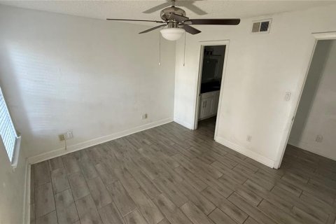 Copropriété à vendre à Orlando, Floride: 2 chambres, 92.9 m2 № 2091435 - photo 14