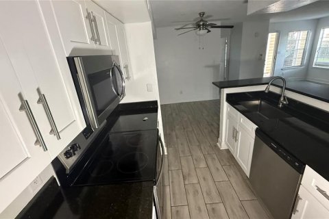 Copropriété à vendre à Orlando, Floride: 2 chambres, 92.9 m2 № 2091435 - photo 9