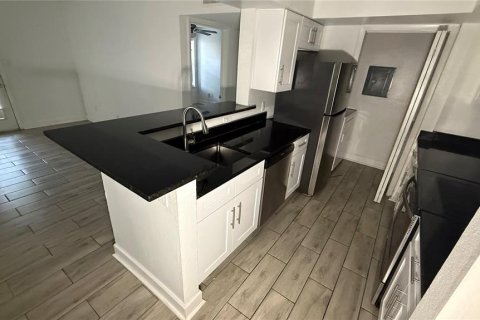 Copropriété à vendre à Orlando, Floride: 2 chambres, 92.9 m2 № 2091435 - photo 8