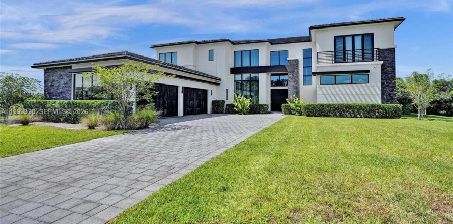 Villa ou maison à Southwest Ranches, Floride 6 chambres, 754.37 m2 № 2067081