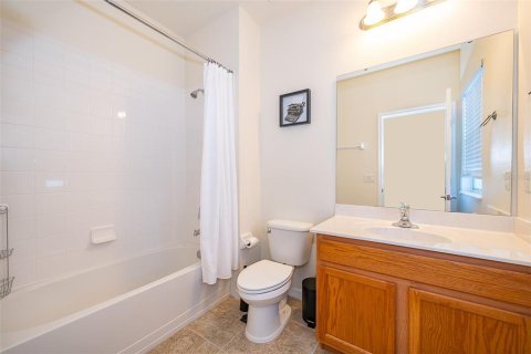 House in Davenport, Florida 5 bedrooms, 312.8 sq.m. № 1690503 - photo 26