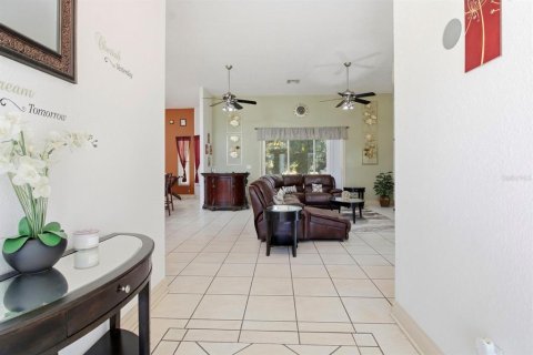 House in Winter Haven, Florida 3 bedrooms, 225.85 sq.m. № 2125282 - photo 9