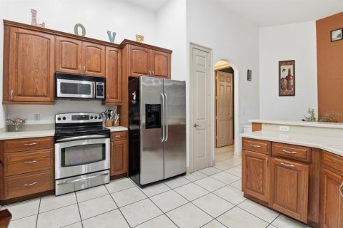 House in Winter Haven, Florida 3 bedrooms, 225.85 sq.m. № 2125282 - photo 23