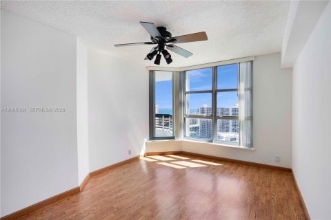 Copropriété à louer à Aventura, Floride: 2 chambres, 126.81 m2 № 2282539 - photo 20