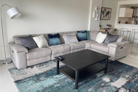 Condo in Aventura, Florida, 1 bedroom  № 1841028 - photo 7