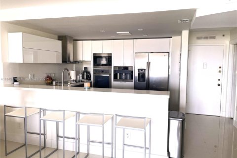 Condo in Aventura, Florida, 1 bedroom  № 1841028 - photo 4