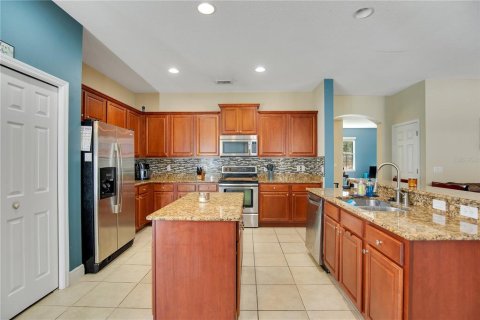 Casa en venta en Apopka, Florida, 4 dormitorios, 238.29 m2 № 1408079 - foto 7