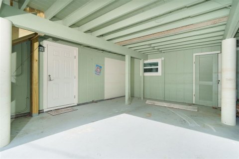 Купить кондоминиум в Энглвуд, Флорида 5 комнат, 89.19м2, № 2096233 - фото 4