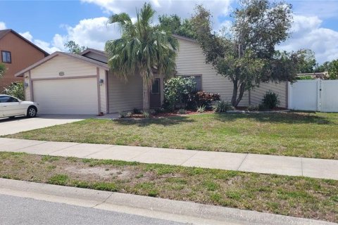 Villa ou maison à vendre à Sarasota, Floride: 3 chambres, 158.96 m2 № 1637884 - photo 1