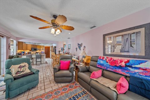 Villa ou maison à vendre à Sarasota, Floride: 3 chambres, 158.96 m2 № 1637884 - photo 22