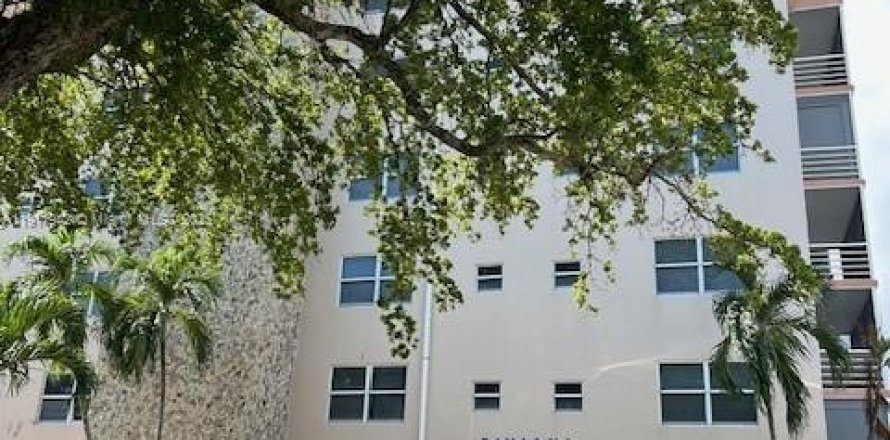 Condo in Hollywood, Florida, 2 bedrooms  № 1967385