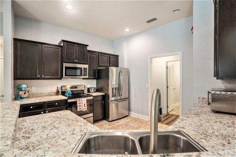 House in Spring Hill, Florida 4 bedrooms, 185.62 sq.m. № 1876463 - photo 19