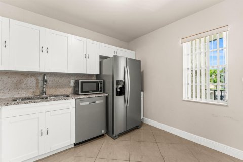 Copropriété à vendre à West Palm Beach, Floride: 1 chambre, 74.32 m2 № 2190847 - photo 9