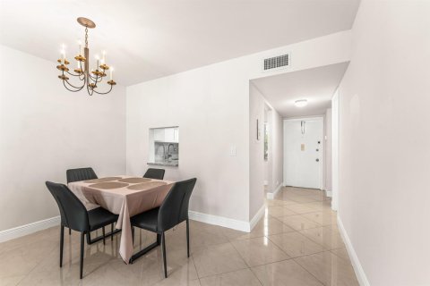 Copropriété à vendre à West Palm Beach, Floride: 1 chambre, 74.32 m2 № 2190847 - photo 12