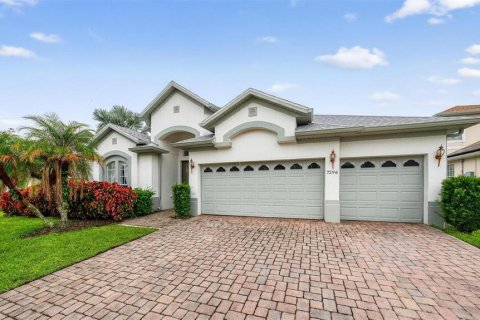 Casa en venta en Orlando, Florida, 4 dormitorios, 243.03 m2 № 1918257 - foto 2