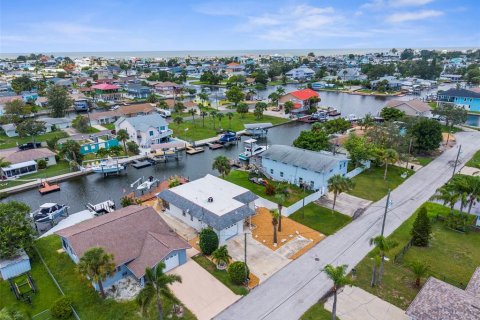Casa en venta en Hudson, Florida, 2 dormitorios, 87.33 m2 № 1883477 - foto 1