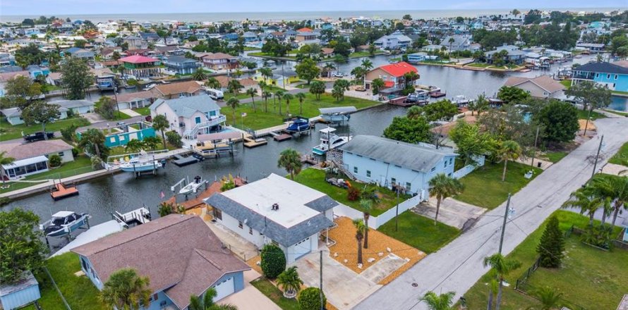 Casa en Hudson, Florida 2 dormitorios, 87.33 m2 № 1883477
